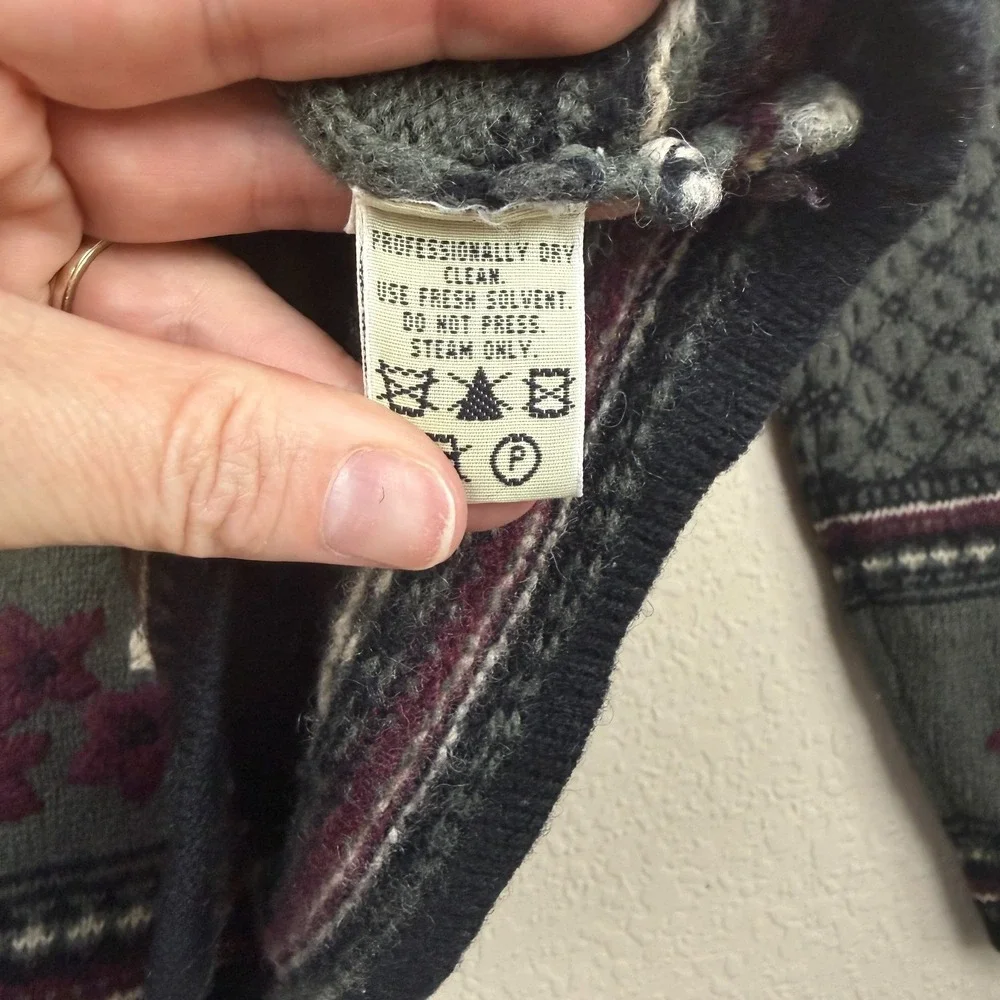 Eddie Bauer this item